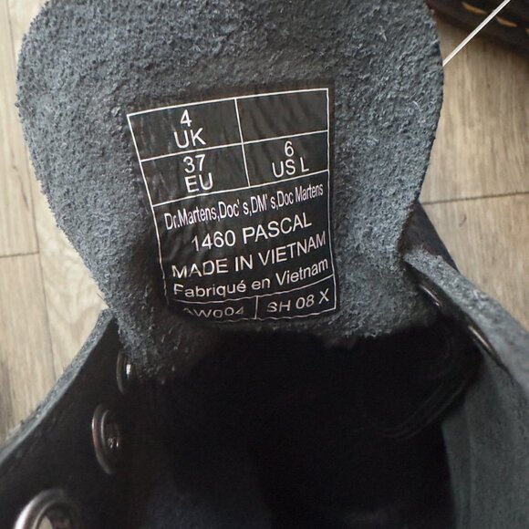 Dr. Martens 1460 Pascal Black Leather Boots Yellow Stitching & AirWair Sole Sz 6 - Picture 6 of 10